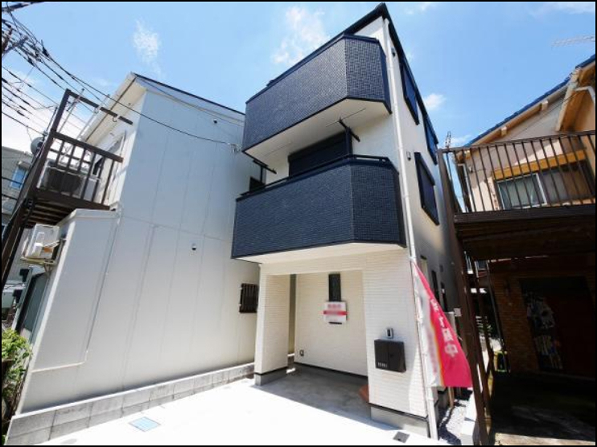 鹿骨戸建て(借地権)